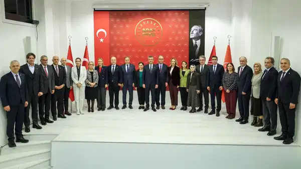 CHP, 2 Mart’ta ‘Milletle Birlikte Milletin Emrinde’ buluşmasına hazırlanıyor