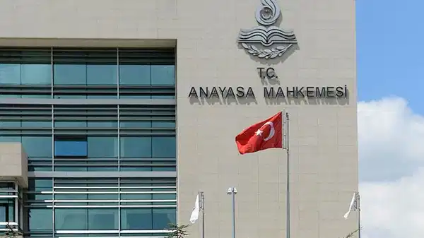 CHP’den 11. Yargı Paketi için AYM’ye iptal başvurusu