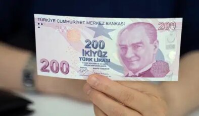 CHP’li isim örnekleriyle anlattı: ‘200 TL nasıl pul oldu?’