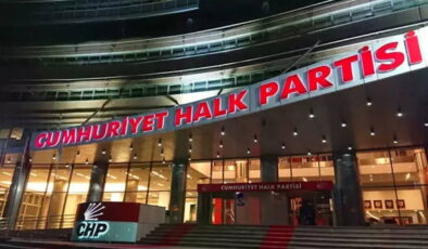CHP’nin eski ilçe başkanları partiden ihraç edildi