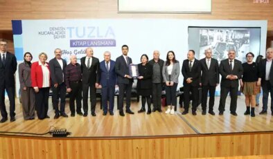 ‘Denizin Kucakladığı Şehir: Tuzla’ kitabı çıktı