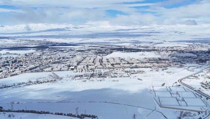 Doğu Anadolu’nun en büyüğü… Erzurum’da 60 kilometre çapında ve 6 milyon yıl yaşında kaldera keşfedildi!