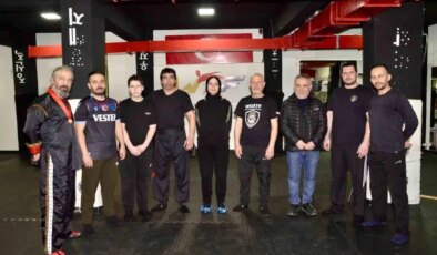 Dünya Yakın Savunma Federasyonu’ndan polislere yakın savunma eğitimi