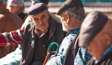 Dünya yaşlanıyor: 2050’de her 5 kişiden biri 60 yaş üstü olacak