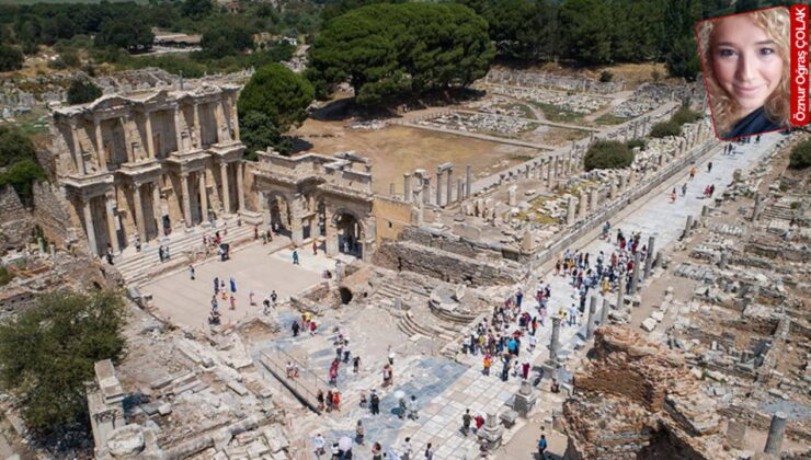 Efes’te tapınak kalıntılarının bulunduğu alana otopark tepkisi: Tapınak üstü otopark!