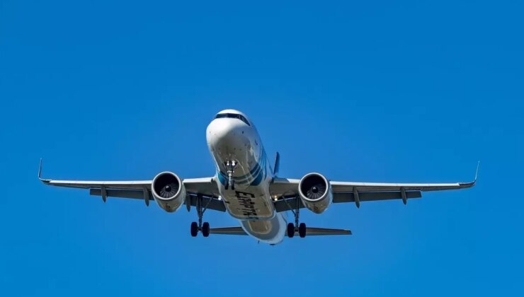 Egyptair yolcu uçağı İstanbul Havalimanı’na acil iniş yaptı