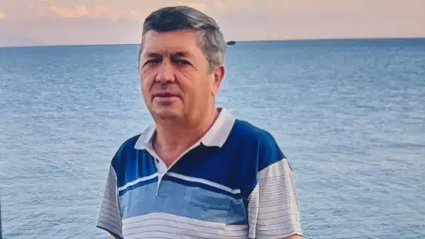 Emekli polis, anten düzeltmeye çıktığı çatıdan düşüp öldü