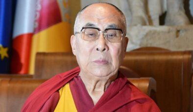 Epstein dosyalarında adı geçiyor: Tibet’in ruhani lideri Lama, iddiaları yalanladı