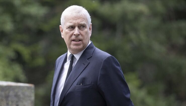 Epstein dosyalarında Prens Andrew’un fotoğrafları çıktı