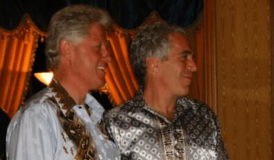 Epstein dosyalarından yeni detaylar: Erkek mağdurdan ‘tecavüz’ iddiası