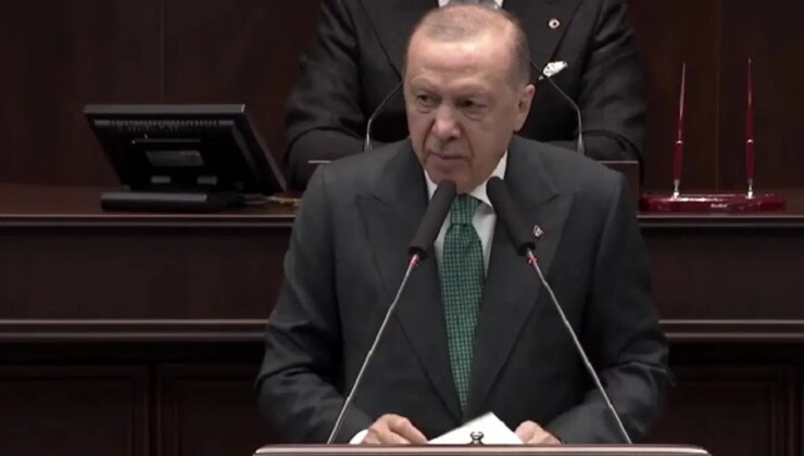 Erdoğan grup konuşmasında: Davetli beyaz tülbentli kadınlar da salonda