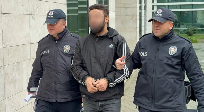 Eskiden birlikte olduğu kadının evine zorla girmeye çalışınca tutuklandı!