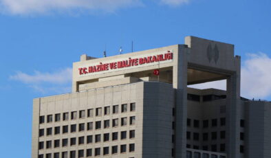 FETÖ’nün Hazine Bakanlığı yapılanmasına operasyon: 93 vergi müfettişi gözaltına alındı!