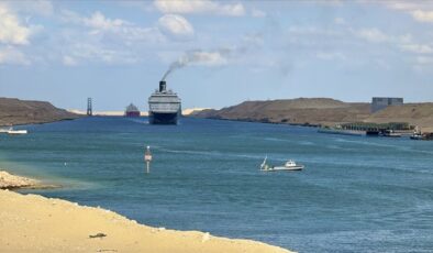 Gazze ateşkesi sonrası Süveyş Kanalı’na ekonomik canlandı