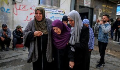 Gazze’de can kaybı 72 bin 49’a yükseldi