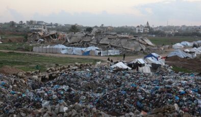 Gazze’de zor koşullar altında yaşam mücadelesi