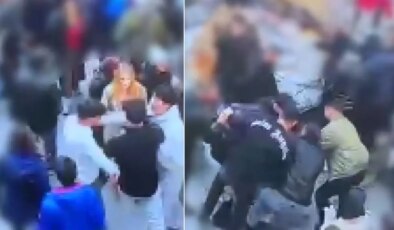 Görüntü İstanbul’un tarihi semtinden! Turisti tekme tokat dövdü