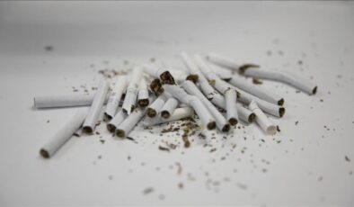 İngiltere’de özel araçlarda sigara yasağı hazırlığı