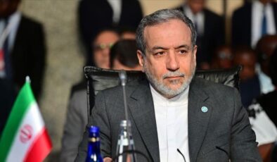 İran Dışişleri Bakanı Arakçi: Dünya bir saçmalıkla karşı karşıya