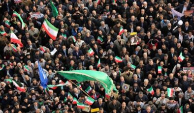 İran’da gerçekleşen protestolarda 6 bin 872 kişi hayatını kaybetti