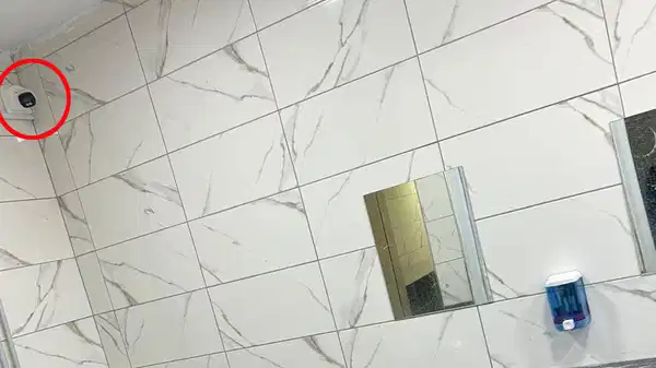 Isparta’da öğrenci tuvaletinde ‘kamera’ skandalı: Okul müdürü ‘görevden alınıp’ başka okulda görevlendirildi