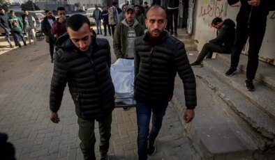 İsrail ordusunun Gazze Şeridi’ne düzenlediği saldırılarda hayatını kaybedenlerin sayısı 28’e yükseldi