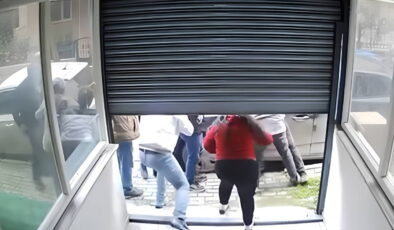 İstanbul Avcılar’da iş yerinde taciz iddiası ortalığı karıştırdı: Esnaf, şüpheliyi darbetti!