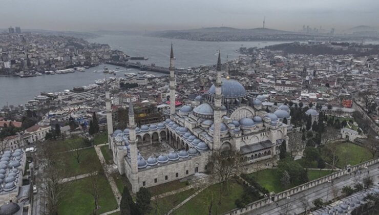 İstanbul silüetinin tacı: Süleymaniye Camii