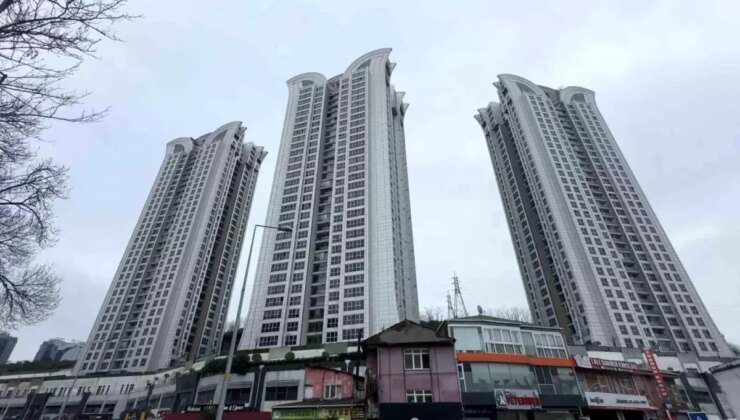 İstanbul’da lüks sitede 30’uncu kattan düşen çocuk hayatını kaybetti