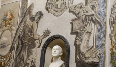 İtalya’daki bazilikada “Meloni’ye benzeyen melek” tartışması