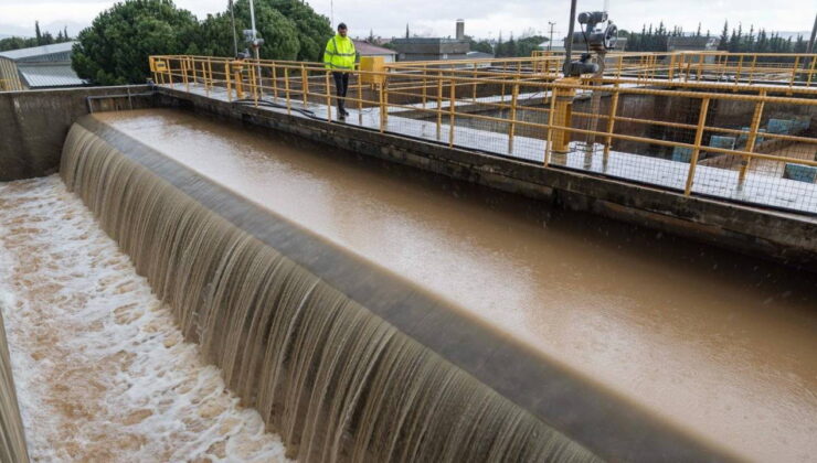 İzBB Başkanı Tugay: ‘İzmir 2026’da su sorunu yaşamayacak’