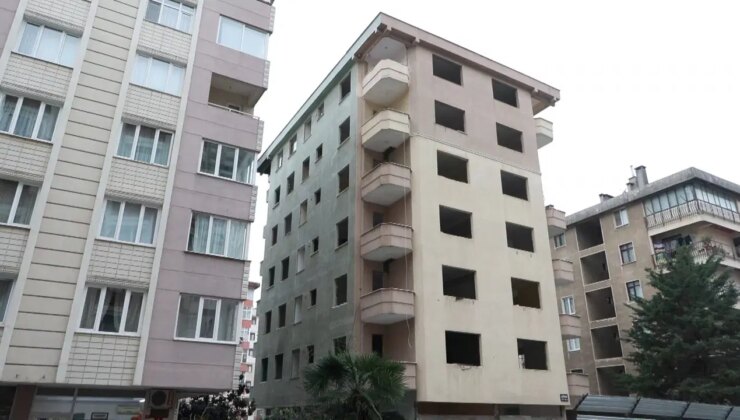 Kadıköy’de kağıt toplayıcısı ceset buldu!