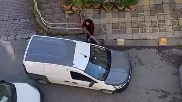 Kadıköy’de ‘park yeri’ kavgası: ‘Burası benim evimin önü!’