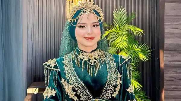 Karın ağrısı şikayetiyle gittiği hastanede hayatını kaybetti!