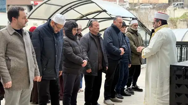 Katledilmiş, cesedi parçalanmıştı: Gıyabi cenaze namazı kılındı