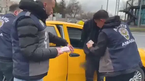 Kendilerini polis ve savcı olarak tanıtarak dolandırıcılık yaptılar… 11 ilde operasyon: 22 tutuklama!
