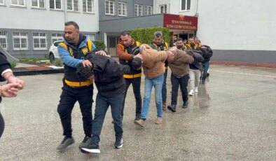 Kod adları ‘Profesör’, ‘Firavun’ ve ‘Azad’… Dublörlerle milyonluk vurgun yaptılar!