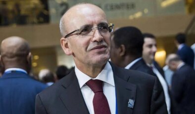 Mehmet Şimşek’ten ikinci RT: Yine ‘saç ekimi’ şakası