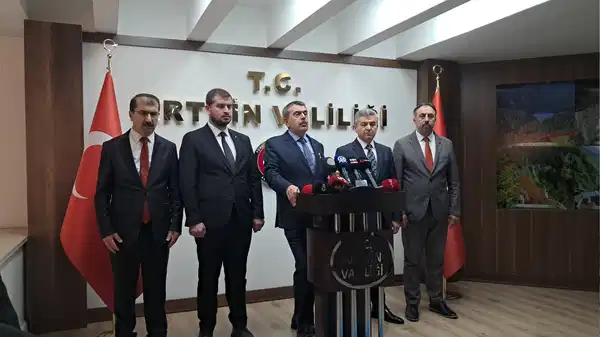 Milli Eğitim Bakanı Yusuf Tekin, Laiklik Bildirisi’ni böyle anladı: ‘Neden Talibanlaşma olarak tanımlanıyor?’