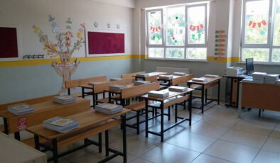 Okullarda yarıyıl tatilinin ardından ilk ders zili yarın çalacak