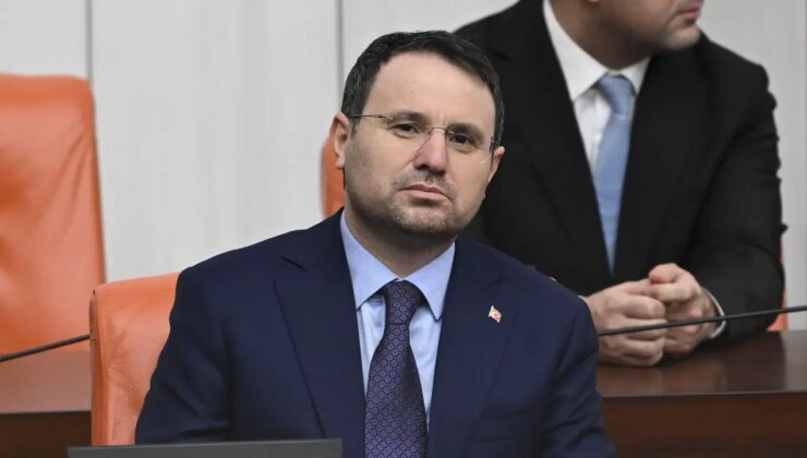 Resmi sitelerde dikkat çeken ayrıntı: Akın Gürlek hem Bakan hem Başsavcı mı?