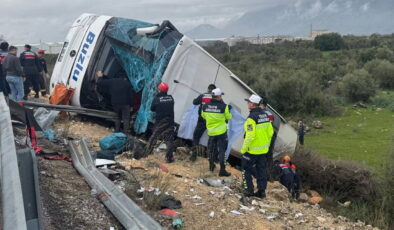 Son dakika… Antalya’da yolcu otobüsü faciası: 9 kişi hayatını kaybetti, 20’den fazla yaralı var!