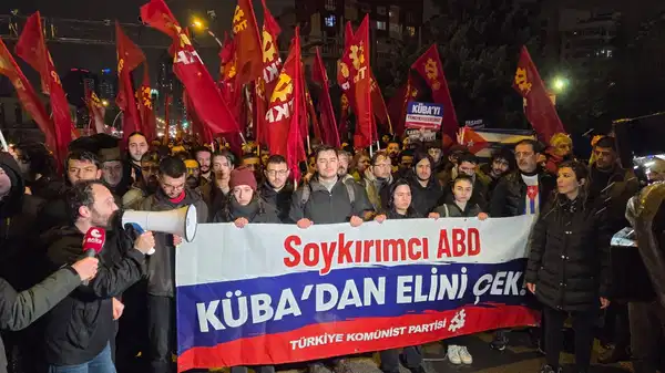 TKP’den ABD Büyükelçiliği önünde Küba protestosu: ‘Küba’nın dostları boyun eğmez, teslim olmaz’