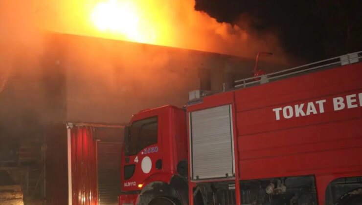 Tokat’ta kereste fabrikasının silosundaki yangın kontrol altına alındı