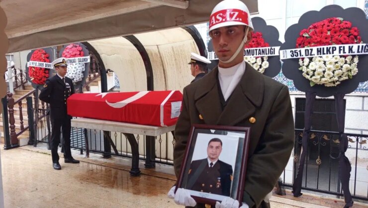 Trafik kazasında hayatını kaybeden astsubay toprağa verildi