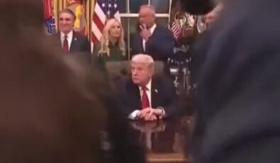 Trump’ı kızdıran Epstein sorusu: Gazetecileri Oval Ofis’ten kovdu