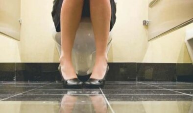 Uzmanlar açıkladı: İdrar yapma süresi sağlığınız hakkında ne söylüyor?