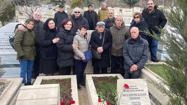 Yayıncı, yazar Muzaffer İlhan Erdost anıldı