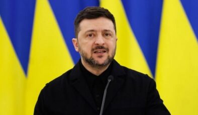 Zelensky: Rus ordusu durma niyetinde değil