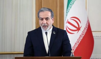 Abbas Arakçi: Bir kişinin varlığı ya da yokluğu siyasi yapımızı etkilemez